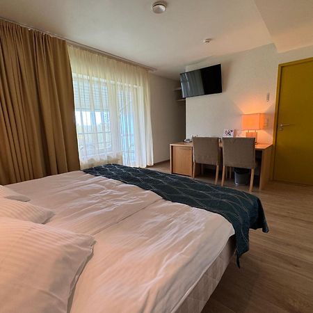 弗拉马雷海水浴场Spa酒店 哈普萨卢 外观 照片